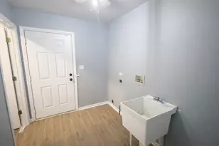 1712 11th St, Waukegan, IL 60085 - Photo 5