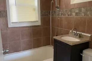 2724 Prial Ave, Rockford, IL 61101 - Photo 7