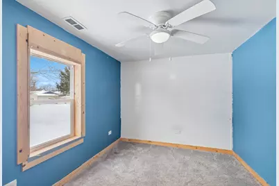 411 E Mazon Street, Gardner, IL 60424 - Photo 11