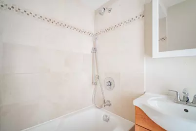 515 Sheridan Road #305, Evanston, IL 60202 - Photo 3