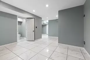 2197 Wilson Creek Cir, Aurora, IL 60503 - Photo 33