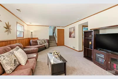 1107 S Wells Street, Sandwich, IL 60548 - Photo 9