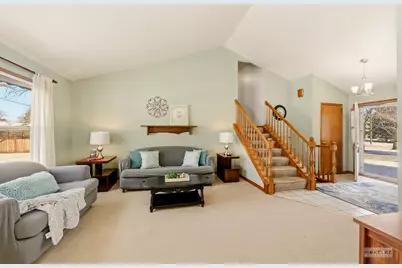 1107 S Wells Street, Sandwich, IL 60548 - Photo 3