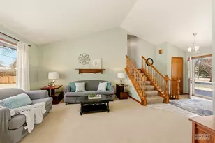 1107 S Wells St, Sandwich, IL 60548 - Photo 3