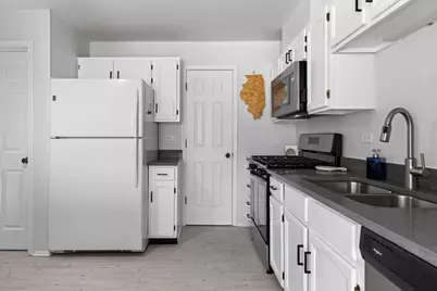 1606 Stratford Court #C2, Wheeling, IL 60090 - Photo 11