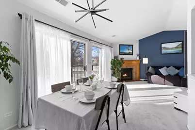 1606 Stratford Court #C2, Wheeling, IL 60090 - Photo 5