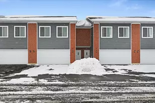 1202 Gillespie Ln, Yorkville, IL 60560 - Photo 1