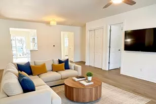 633 Dulles Rd, Des Plaines, IL 60016 - Photo 5