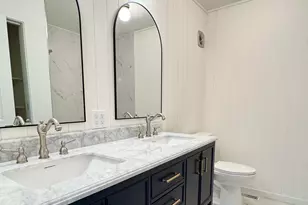 633 Dulles Rd, Des Plaines, IL 60016 - Photo 13