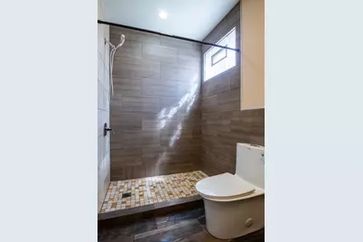 5040 W Berenice Avenue, Chicago, IL 60641 - Photo 17