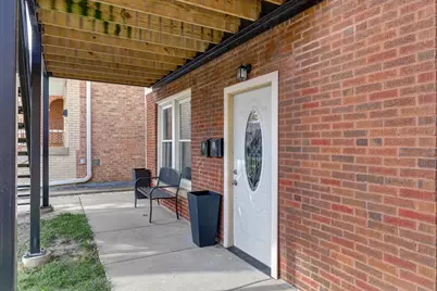 5040 W Berenice Avenue, Chicago, IL 60641 - Photo 25