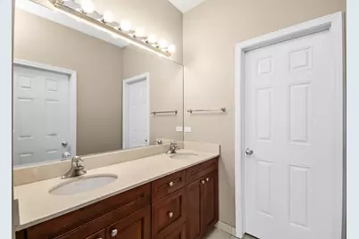 2736 N Wolcott Avenue #202, Chicago, IL 60614 - Photo 13