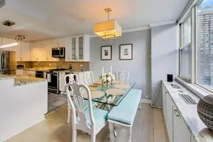 40 E Cedar St, Chicago, IL 60611 - Photo 9