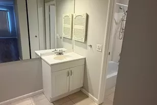 500 W Huntington Commons Rd, Mount Prospect, IL 60056 - Photo 17