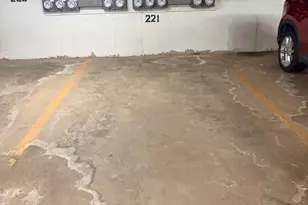 500 W Huntington Commons Rd, Mount Prospect, IL 60056 - Photo 19