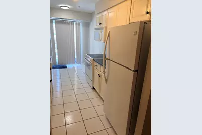 500 W Huntington Commons Road #255, Mount Prospect, IL 60056 - Photo 7