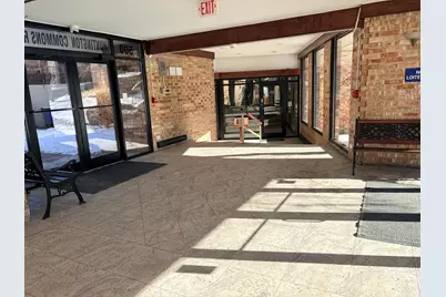 500 W Huntington Commons Road #255, Mount Prospect, IL 60056 - Photo 3