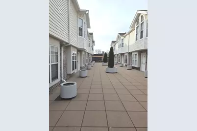 8019/8021 Lincoln Avenue, Skokie, IL 60077 - Photo 3