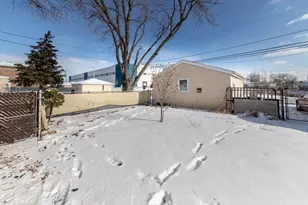 4055 Prairie Ave, Schiller Park, IL 60176 - Photo 11