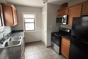 1317 N Raynor Ave, Joliet, IL 60435 - Photo 5