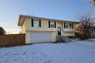 300 Hickory Ave, Romeoville, IL 60446 - Photo 1