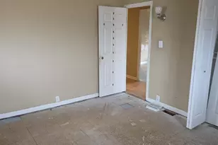 300 Hickory Ave, Romeoville, IL 60446 - Photo 7