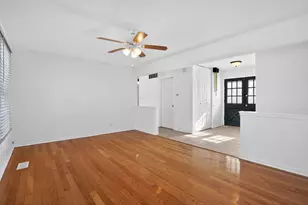 1345 Laurie Ln, Hanover Park, IL 60133 - Photo 3