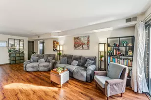 7632 W Lawrence Ave, Harwood Heights, IL 60706 - Photo 3