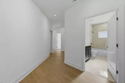 19 Marina Drive, Des Plaines, IL 60016 - Photo 19