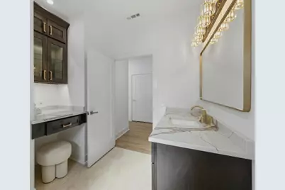 19 Marina Drive, Des Plaines, IL 60016 - Photo 21