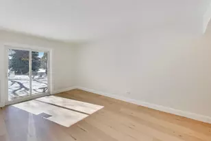 3345 Kirchoff Rd, Rolling Meadows, IL 60008 - Photo 7