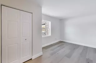 3345 Kirchoff Rd, Rolling Meadows, IL 60008 - Photo 9