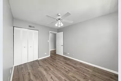 333 S East Avenue #405, Oak Park, IL 60302 - Photo 23