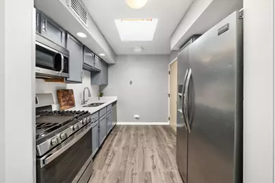 333 S East Avenue #405, Oak Park, IL 60302 - Photo 13