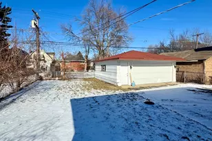 340 155th Pl, Calumet City, IL 60409 - Photo 21