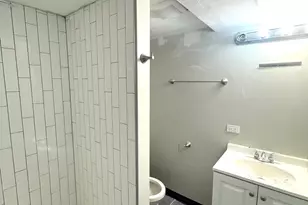 340 155th Pl, Calumet City, IL 60409 - Photo 17