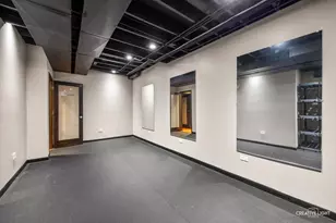 1600 Harris Dr, Aurora, IL 60502 - Photo 25