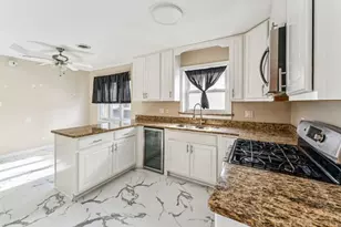 10351 Parkside Ave, Oak Lawn, IL 60453 - Photo 25