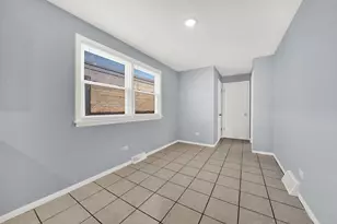 4211 W 47th St, Chicago, IL 60632 - Photo 13