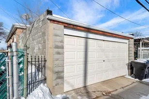 4211 W 47th St, Chicago, IL 60632 - Photo 31