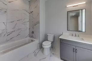 [Address not provided], Elmhurst, IL 60126 - Photo 5