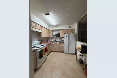 10002 S Pulaski Road #207, Oak Lawn, IL 60453 - Photo 5