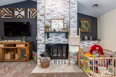 204 N Woodland Avenue, Oglesby, IL 61348 - Photo 5