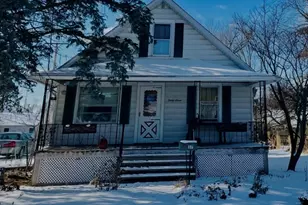 37 Argyle Ave, Joliet, IL 60433 - Photo 1