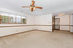 16122 Pine Dr, Tinley Park, IL 60477 - Photo 5