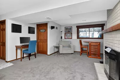 1580 College Lane S, Wheaton, IL 60189 - Photo 17