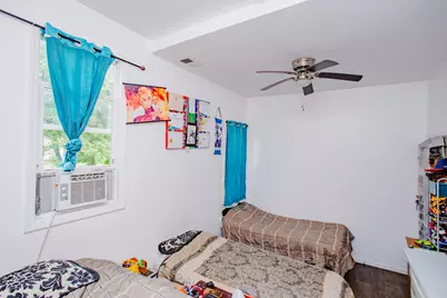 822 11th Street, North Chicago, IL 60064 - Photo 11