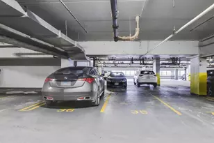 230 W Division St, Chicago, IL 60610 - Photo 23