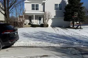 370 Dartmoor Ave, Romeoville, IL 60446 - Photo 1