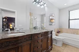 6547 S Ellis Ave, Chicago, IL 60637 - Photo 9